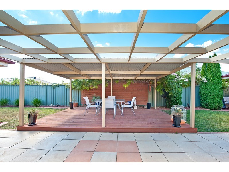 5 Jarrah Court, East Albury NSW 2640