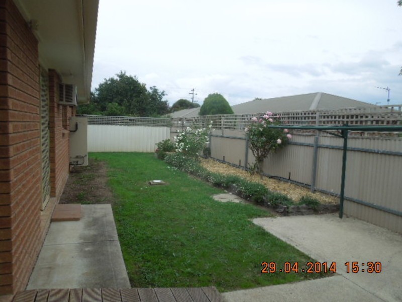 4/381 Dick Rd, Lavington NSW 2641