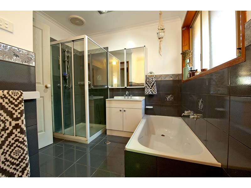 599 Regina Avenue, North Albury NSW 2640