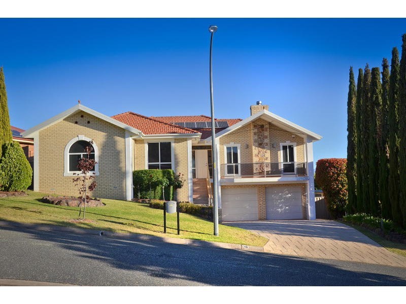 16 Hurworth Ct, West Albury NSW 2640