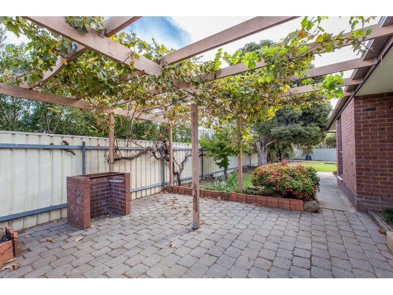 397 Elton Court, Lavington NSW 2641