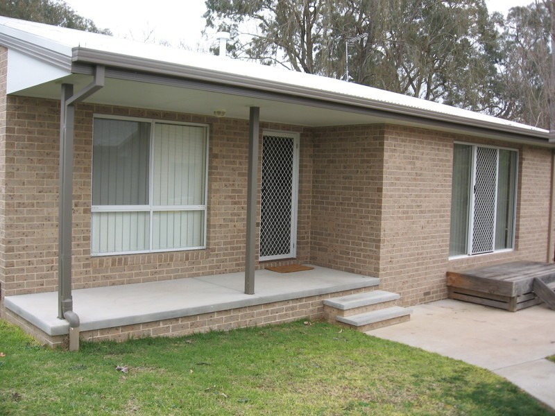 6 Arthur Worsley Ct, North Albury NSW 2640