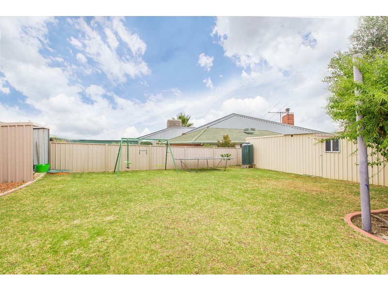 16 Flax Street, Baranduda VIC 3691