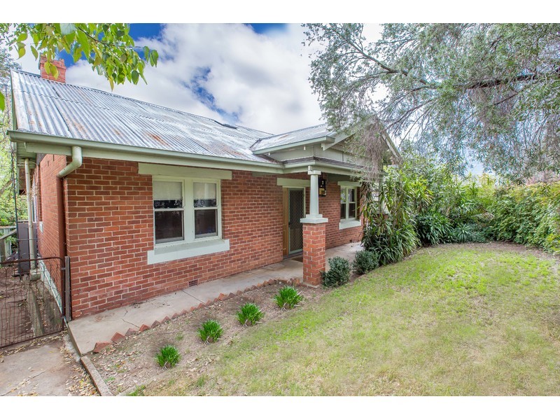 613-615 Schubach Street, East Albury NSW 2640