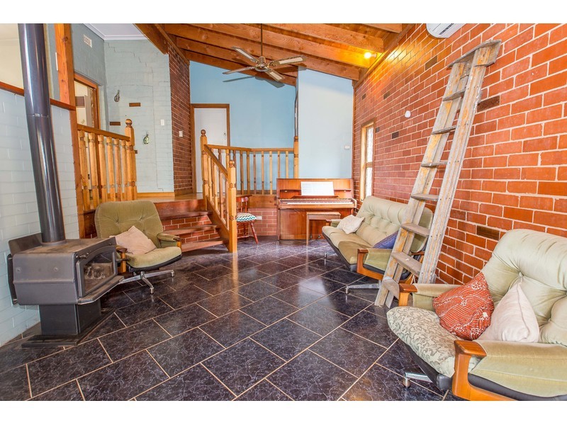 613-615 Schubach Street, East Albury NSW 2640