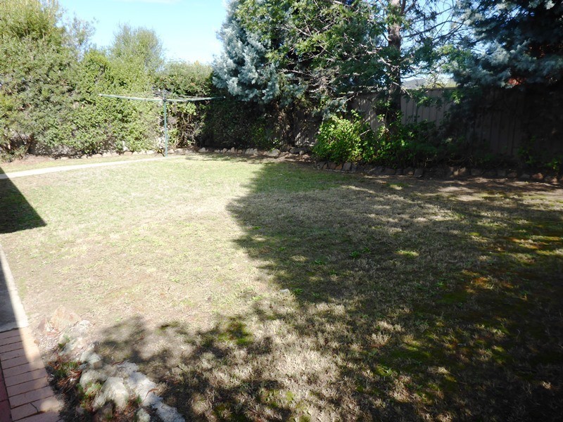8 Bartholomew Street, Glenroy NSW 2640