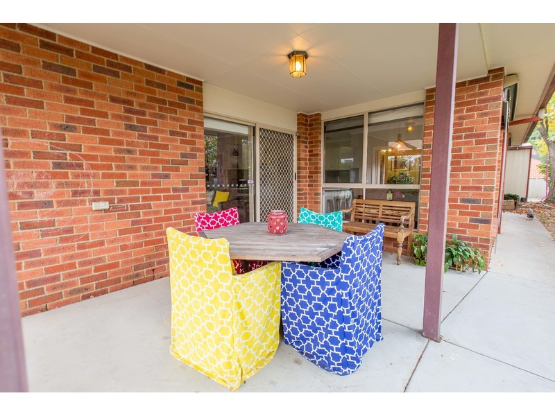 7 Prujoy Place, West Albury NSW 2640