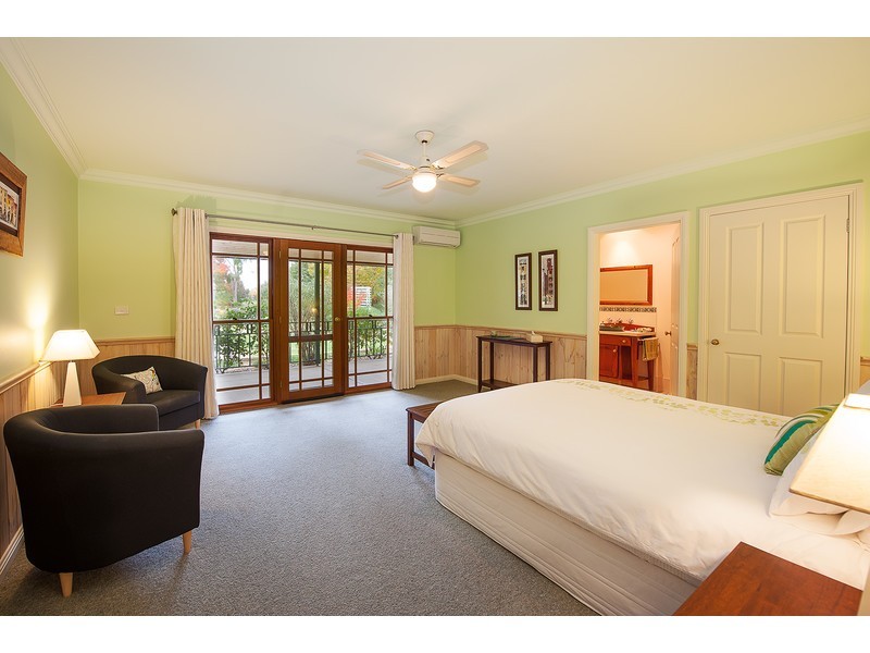 22 East Street, Howlong NSW 2643