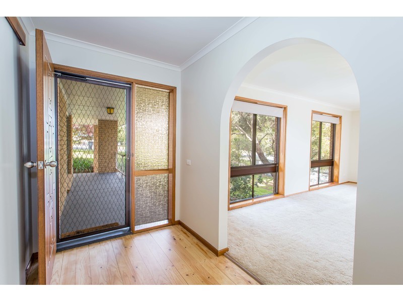 56 Sunset Drive, West Albury NSW 2640