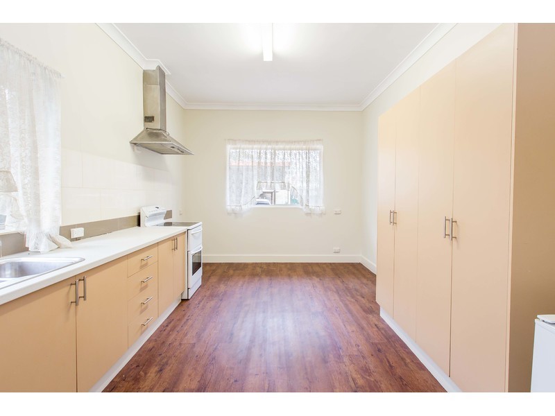 210 Olive Street, South Albury NSW 2640