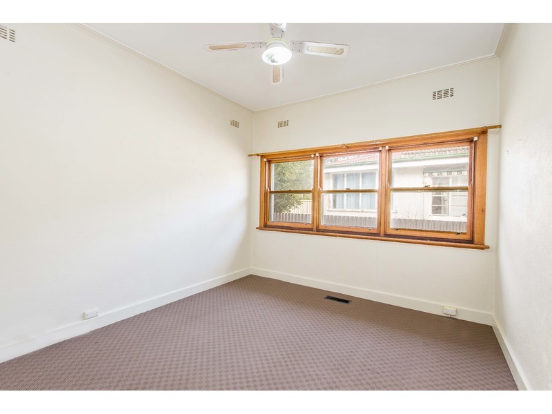 210 Olive Street, South Albury NSW 2640