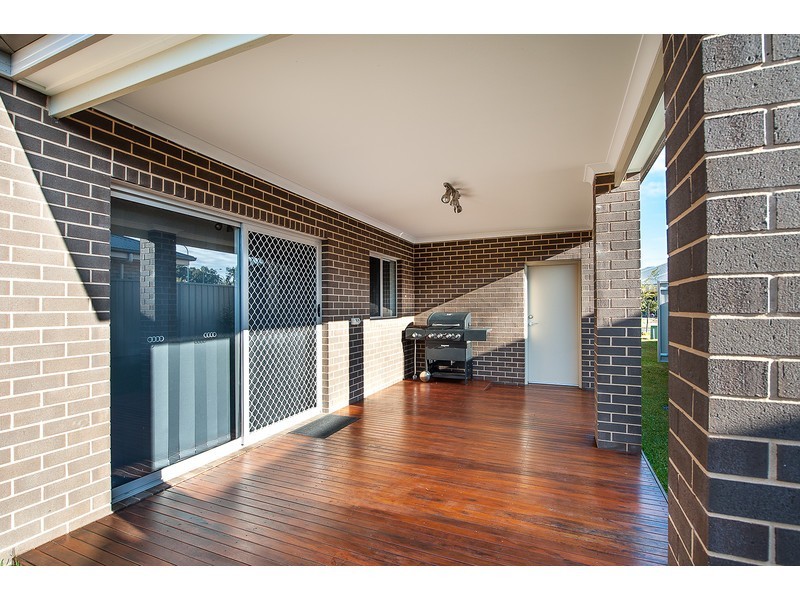 11 Oxford Drive, Thurgoona NSW 2640