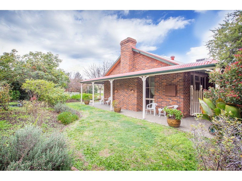 949 Pemberton Street, West Albury NSW 2640