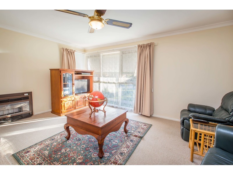 437 Davern Place, Lavington NSW 2641