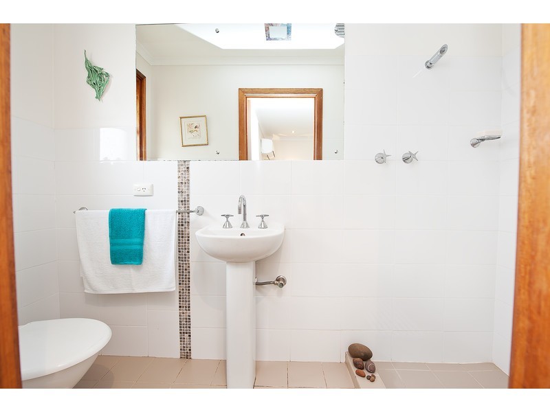 393 Ross Circuit, Lavington NSW 2641