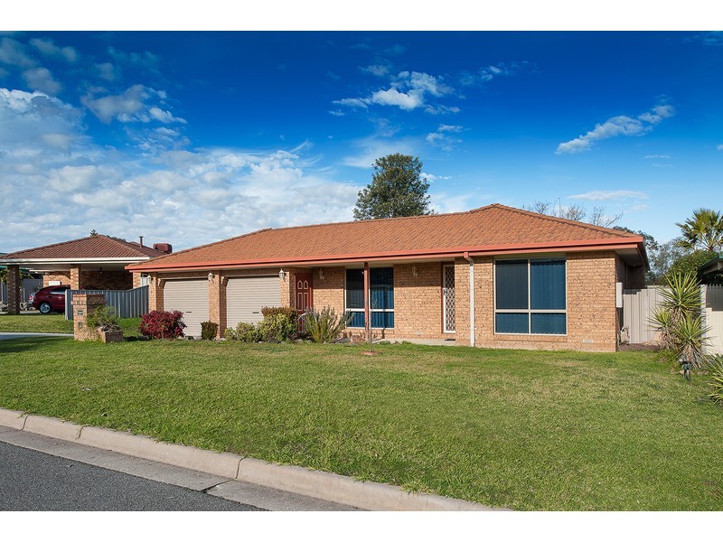 10 Darri Drive, Springdale Heights NSW 2641