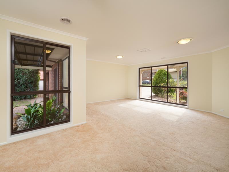 5 Chelsea Court, West Albury NSW 2640