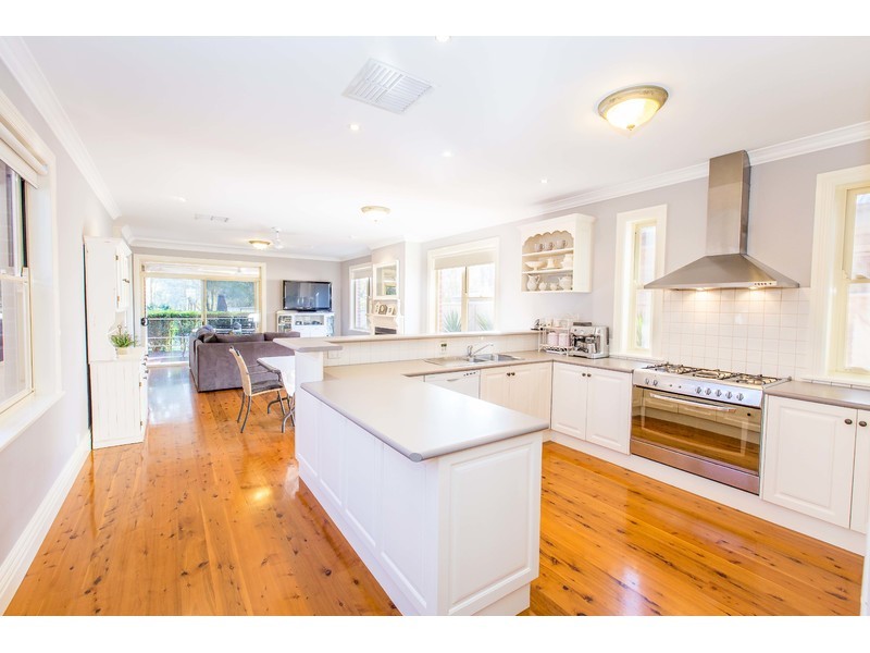 24 Winnell Court, Thurgoona NSW 2640