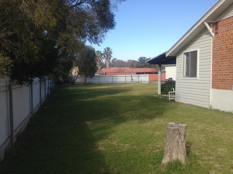 15 Edward Street, Culcairn NSW 2660