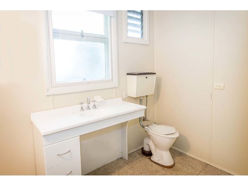 4 Spring Avenue, Wodonga VIC 3690