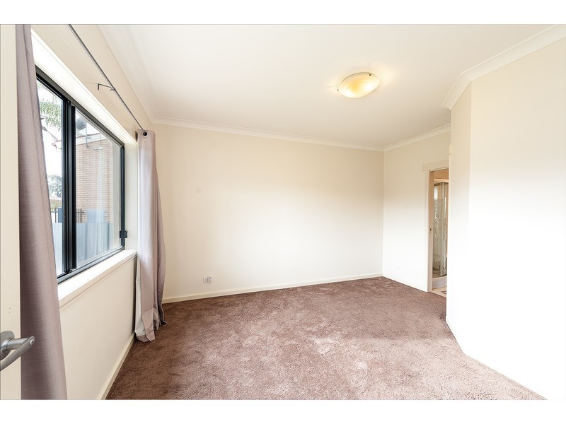 413 McDonald Road, Lavington NSW 2641