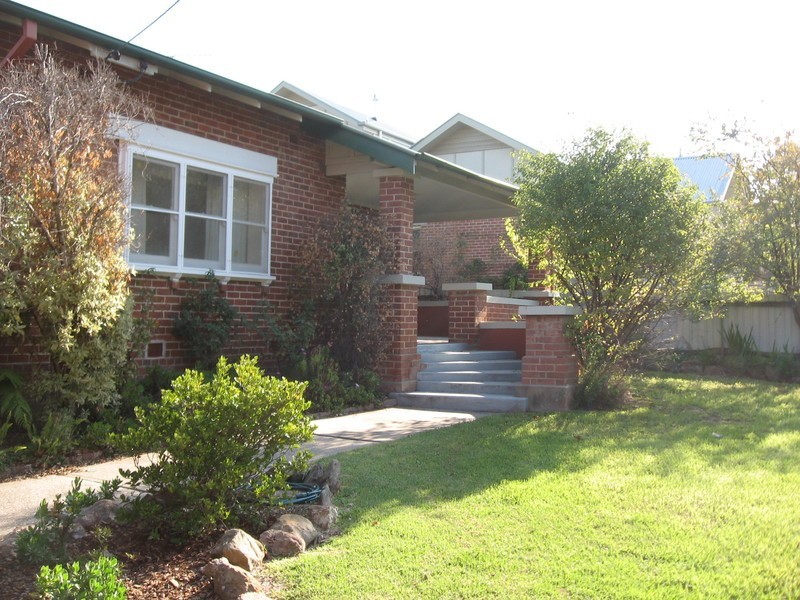709 Pemberton Street, Albury NSW 2640