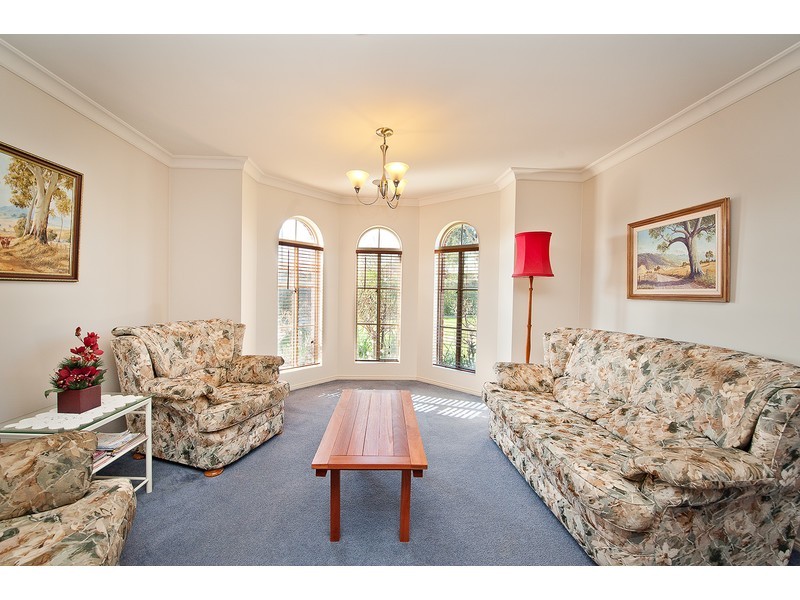 15 Honeysuckle Street, Thurgoona NSW 2640