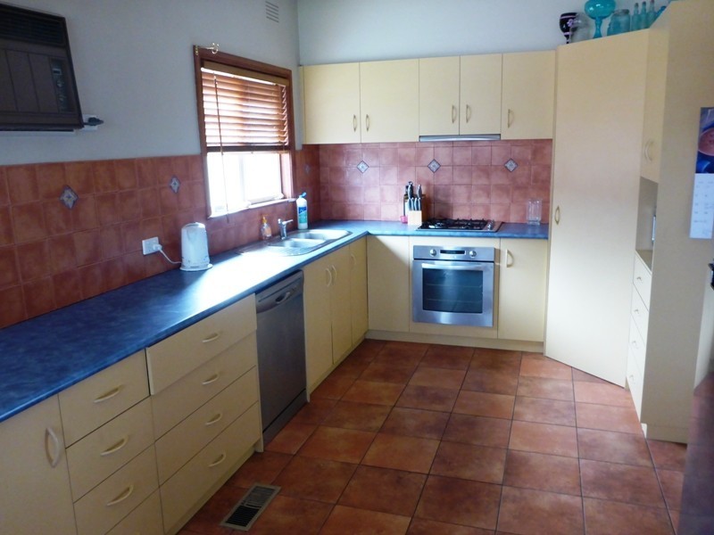 426 Union Road, Lavington NSW 2641