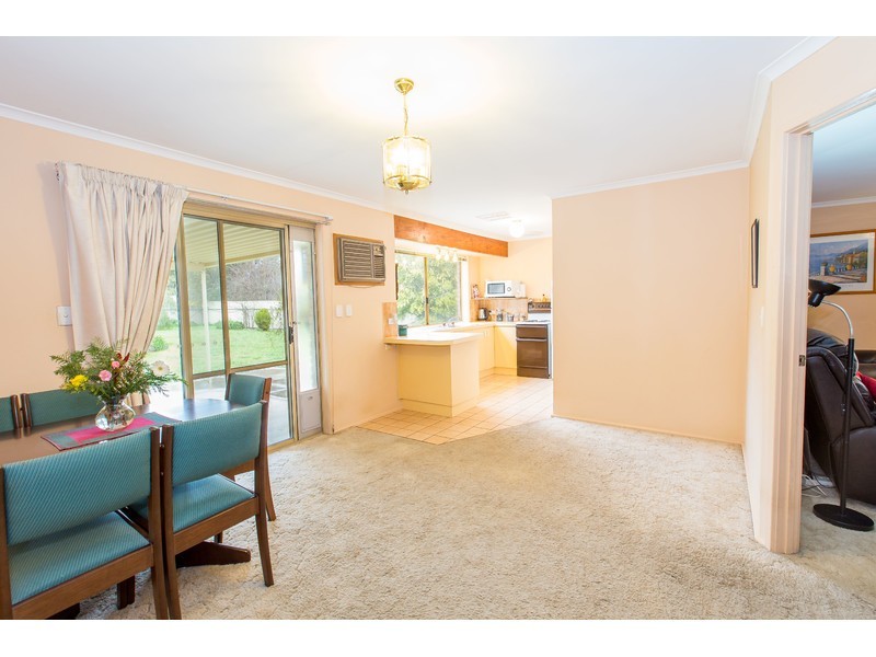 11 Ironbark Road, Thurgoona NSW 2640