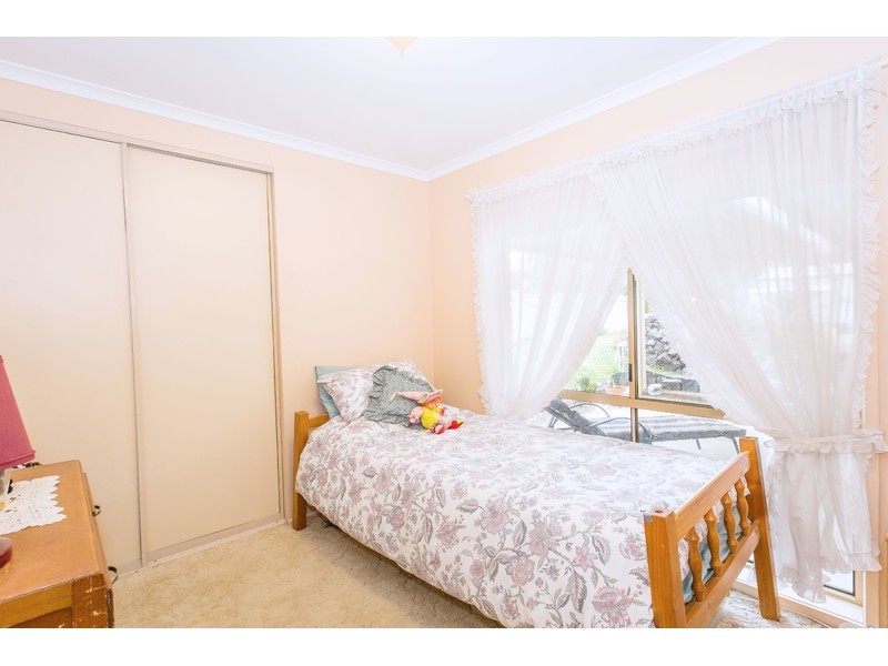 11 Ironbark Road, Thurgoona NSW 2640