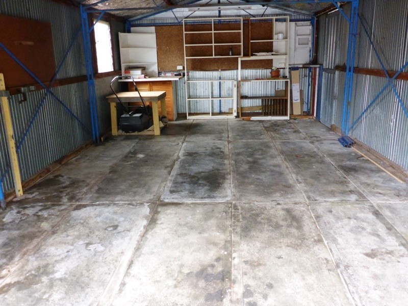 456 Hall Avenue, Lavington NSW 2641