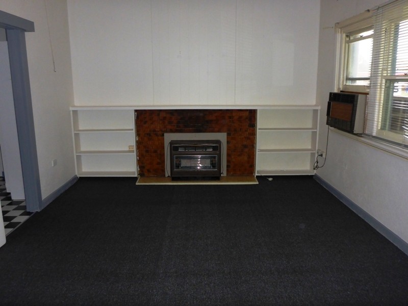 423 Wagga Road, Lavington NSW 2641