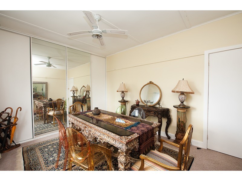 484 Danes Street, Lavington NSW 2641