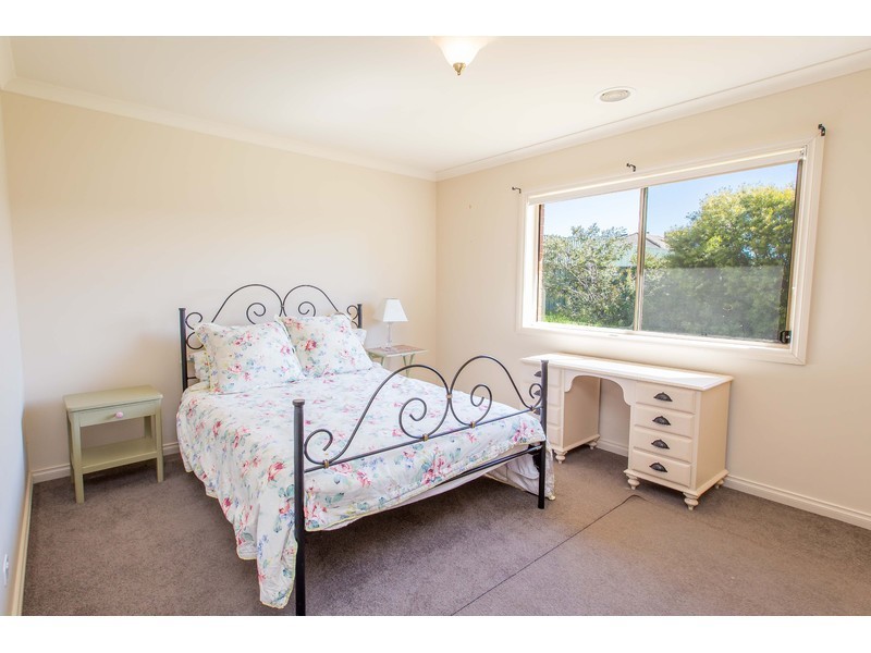 111 Rivergum Drive, East Albury NSW 2640