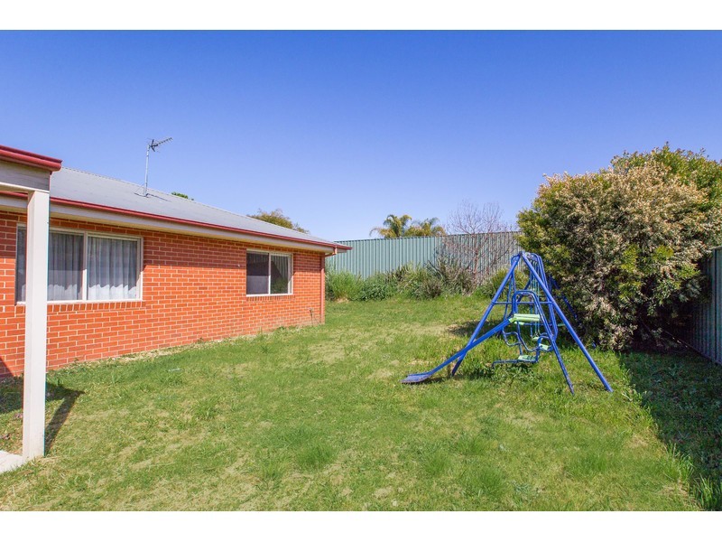 111 Rivergum Drive, East Albury NSW 2640