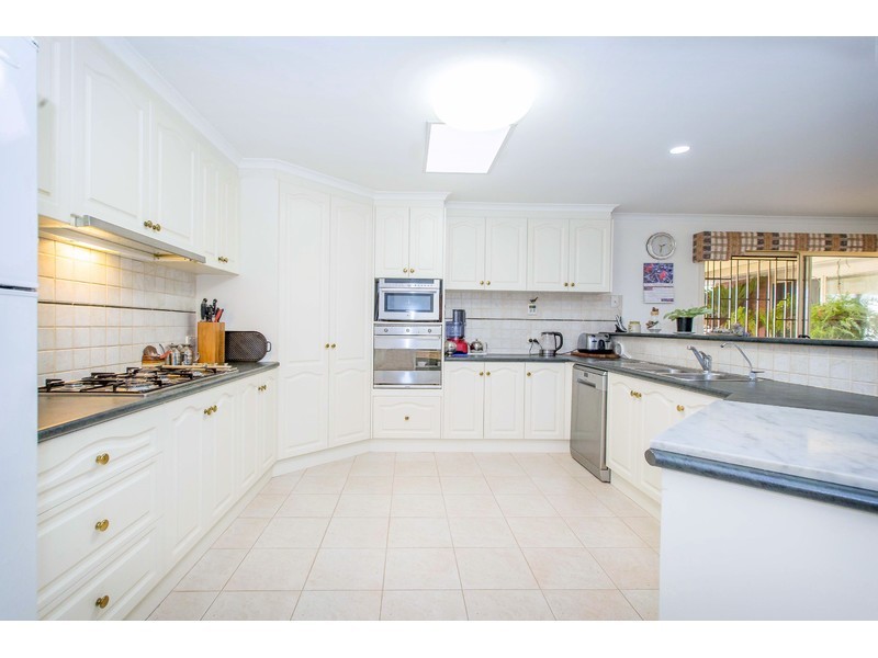 1 Kelare Rise, East Albury NSW 2640