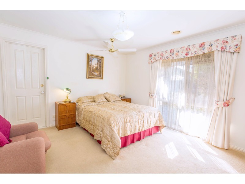 1 Kelare Rise, East Albury NSW 2640