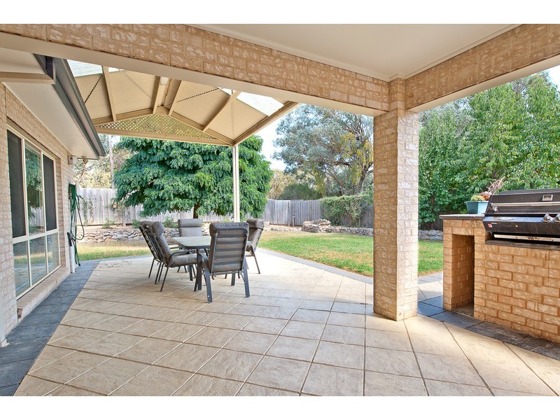 128 Dryandra Way, Thurgoona NSW 2640