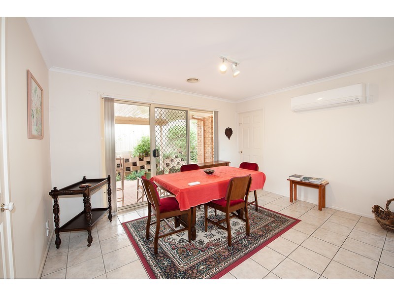 2/104 Rosedale Drive, West Albury NSW 2640