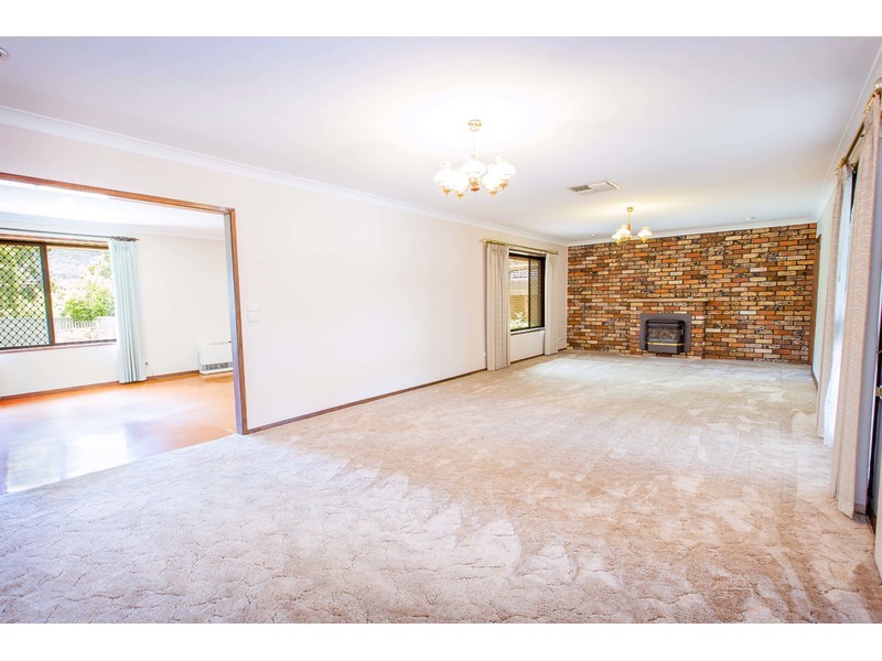10 Northern View Drive, West Albury NSW 2640