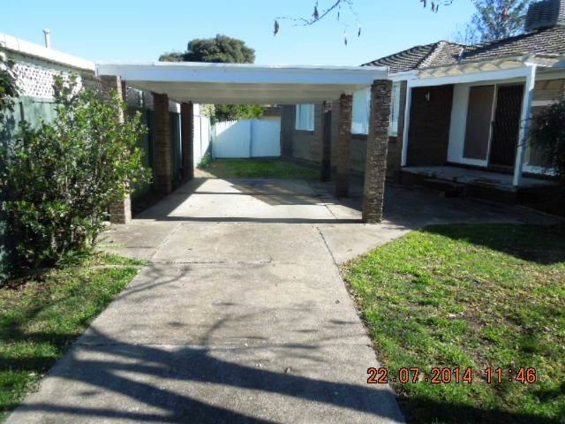 331 Parkland Crescent, Lavington NSW 2641