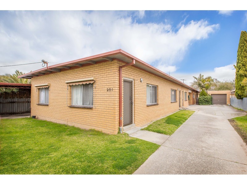 1/201 Plummer, South Albury NSW 2640