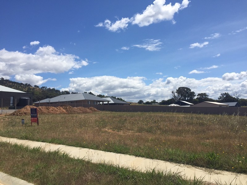 24 Windsor Avenue, Springdale Heights NSW 2641