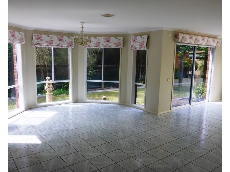 3 The Pines, Thurgoona NSW 2640