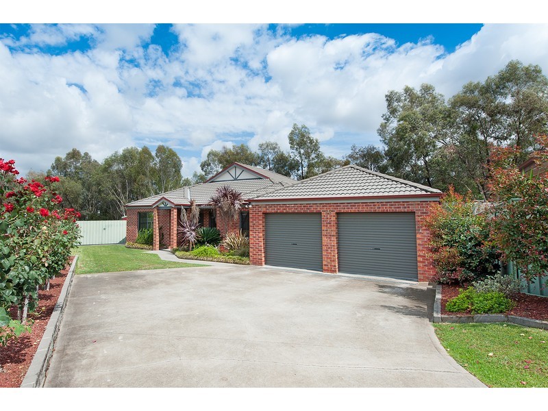 52 Winnell Court, Thurgoona NSW 2640