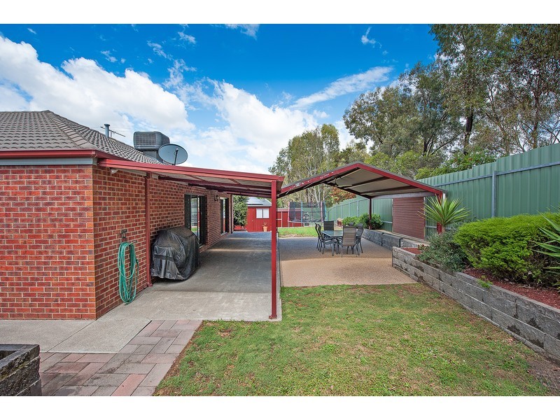 52 Winnell Court, Thurgoona NSW 2640