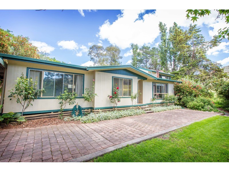 330 Simpson Road, Kergunyah VIC 3691