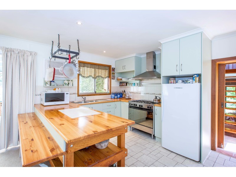 330 Simpson Road, Kergunyah VIC 3691