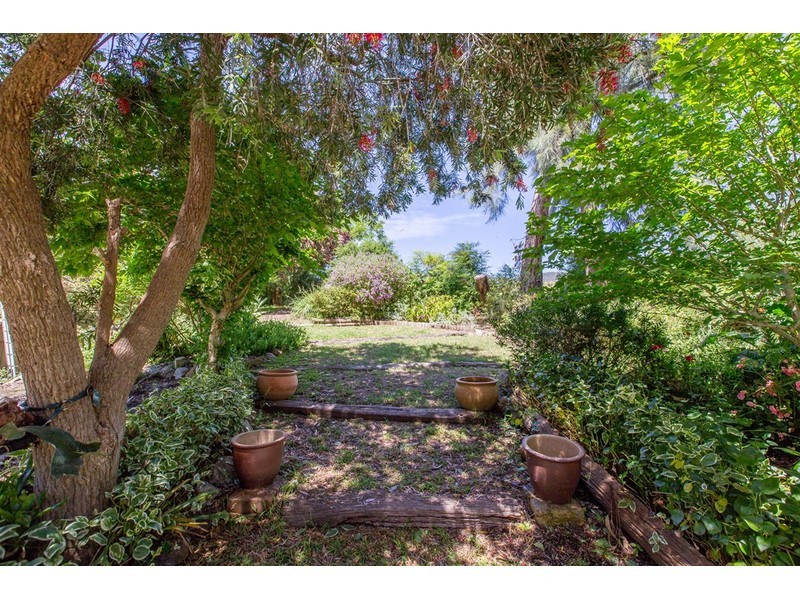 330 Simpson Road, Kergunyah VIC 3691