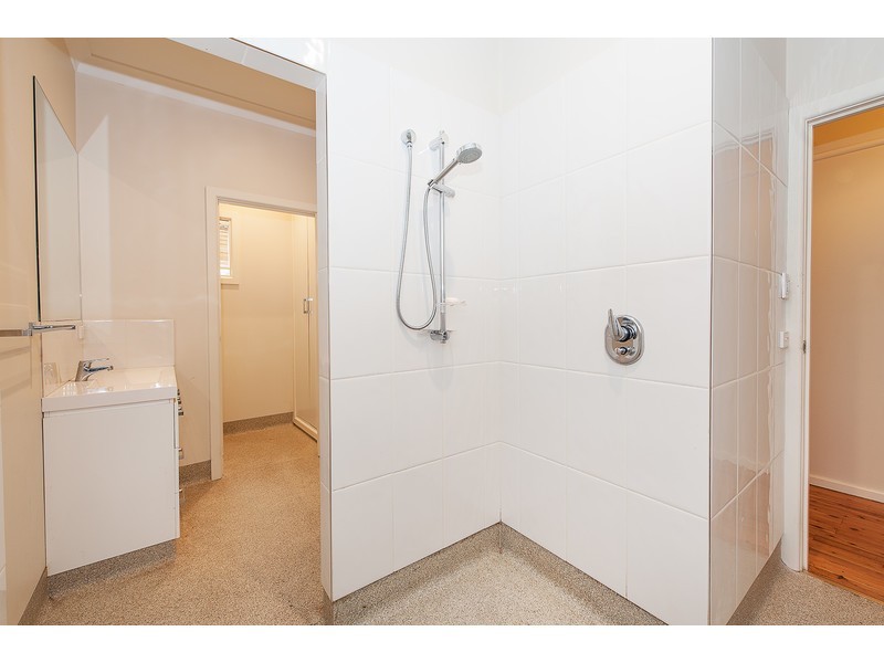 534 Douglas Road, Lavington NSW 2641